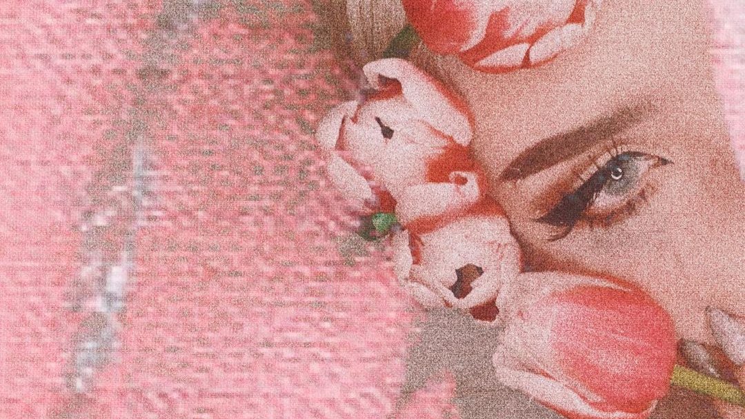 "'Mono No Aware' is a song about accepting the fact that all beauty comes to an end, even the littlest things [...] it’s about beautiful sadness in the passing of lives and objects. Acceptance in knowing that all things in life will in time die. Friendship, love, nature, you."