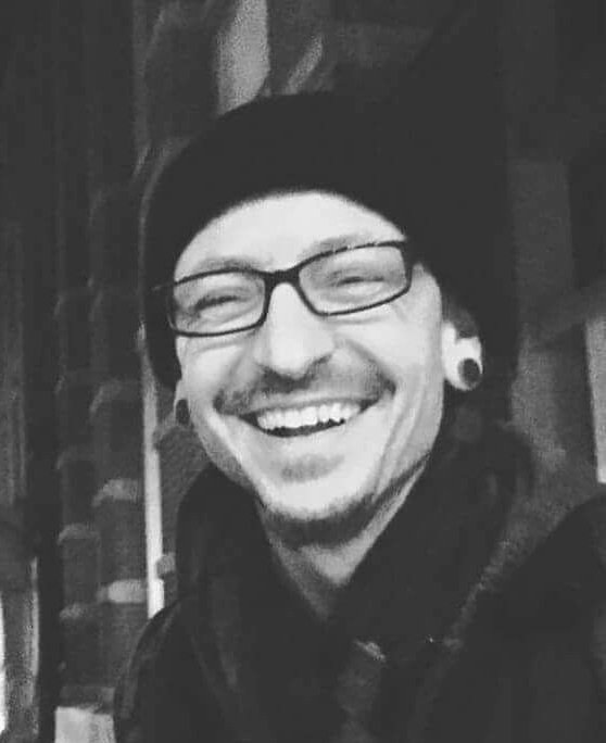 It's been a while so time for the question of all questions, what does Chester Bennington @ChesterBe mean to you? 
One line this time😊
#OfficialChesterDay #CelebrateChestersLife #OurHeroChester #MakeChesterProud
#LPFamily #LinkinPark #GreyDaze #DeadBySunrise #FuckDepression
