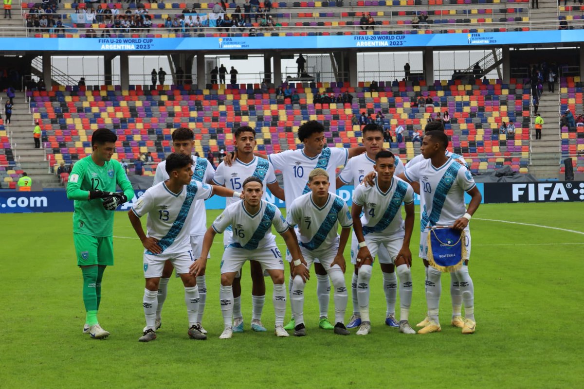 #MundialSub20 
 💙 #SeleSub20 

🇬🇹 Guatemala 0  🆚 Nueva Zelanda 🇳🇿 1
Fin del partido en el debut de la selección un error bastó y  aprovechan los neozelandeses para sus primeros tres puntos.
Peso mucho las lesiones de Jorge Moreno y Jeshua Urizar.
 🇬🇹💙⚽️💪