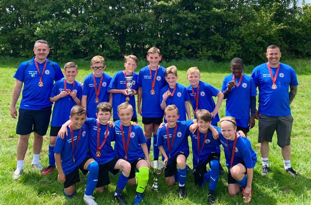 nicktedder84's tweet photo. So proud of my Billericay Town U11s Yellow today. Won their Cup Final against a very good Romford Colts team. They gave everything they could today, absolutely chuffed to bits. Well done Boys!! @BTFC @NickHutt3 @BTFC_COLTS @BTFCPress https://t.co/lcIUkIOgxB