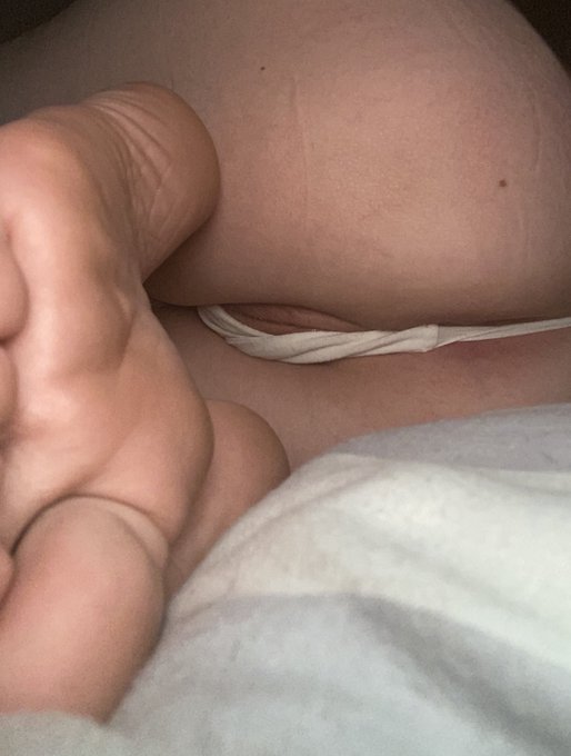 Taking some time out of my day to chat on https://t.co/O5OVmO7eD4 ! if you wanna private chat with me<a href="/tag/sexy"class="tags"><span>#sexy</span></a><a href="/tag/porn"class="tags"><span>#porn</span></a><a href="/tag/horny"class="tags"><span>#horny</span></a><a href="/tag/nsfw"class="tags"><span>#nsfw</span></a><a href="/tag/onlyfans"class="tags"><span>#onlyfans</span></a><a href="/tag/onlyfansbabe"class="tags"><span>#onlyfansbabe</span></a>