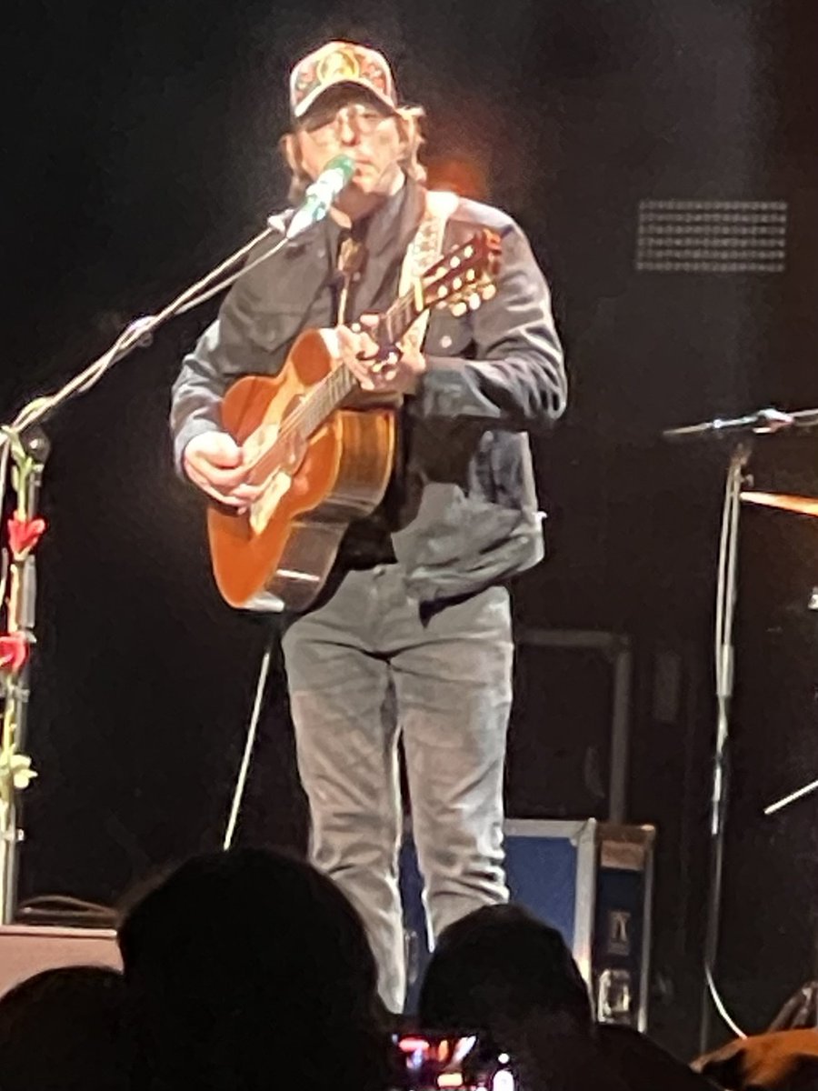 @TheJacksonDean and @StephenWilsonJr @RoyalAlbertHall tonight #HighwaysFestival