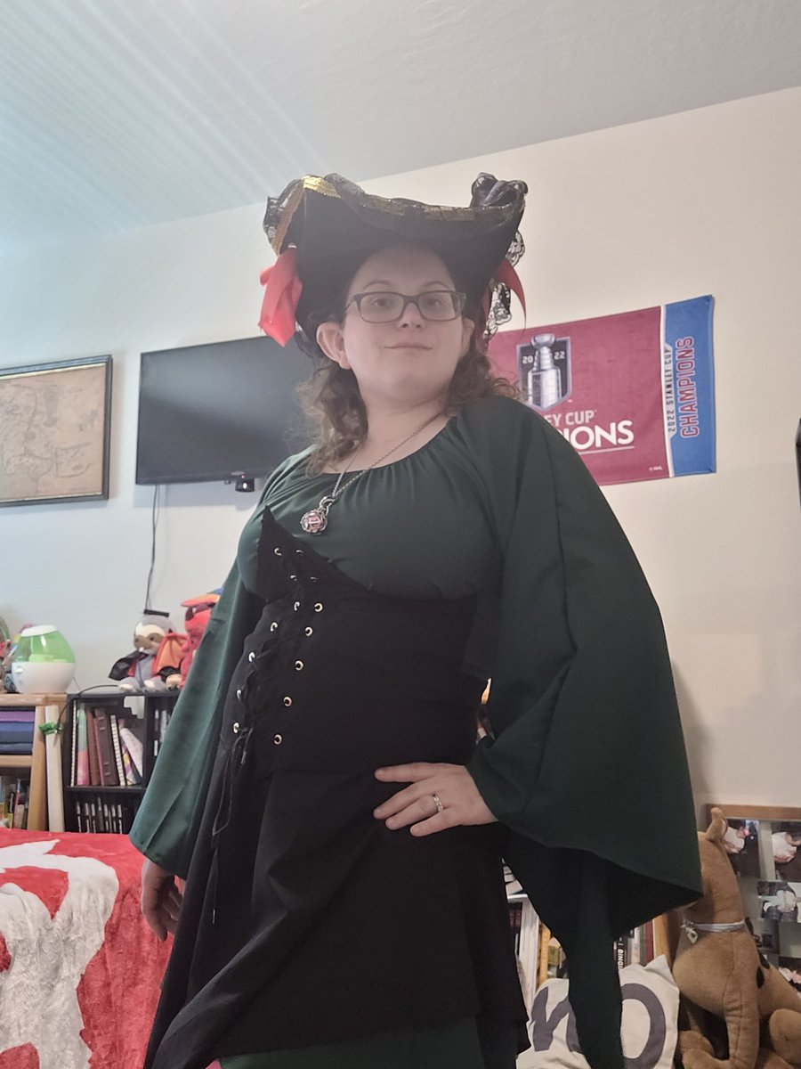 Valleyvampire's tweet photo. I get to be the matron of honor at a #dnd wedding! https://t.co/4sfQsr5Bx1