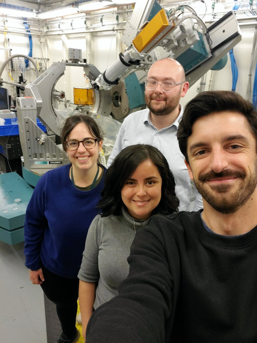 Successful beamtime at DESY with @PAULASE11563998, @garyharlow, <a href="/Jaxiry152/">Jaxiry Barroso</a>. The perfect week for fans of single crystals, schnitzel, and weissbier