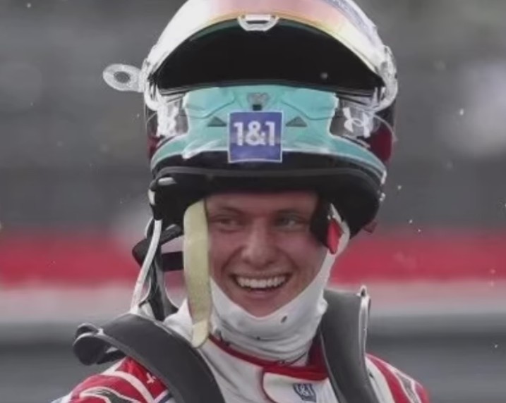 i’m:
○ single 
○ taken
● in love with mick schumacher

#F1 #MickSchumacher