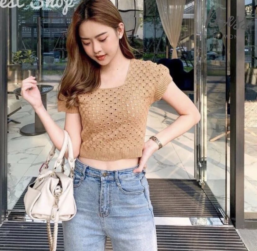 focusonused's tweet photo. เสื้อ 35฿

🍒ค่าส่งเหมา 40฿ ค่ะ♻️

🔴รี | เฟบ ลด 5 บาท

#โล๊ะตู้เสื้อผ้า #ส่งต่อเสื้อผ้า #ส่งต่อเสื้อมือสอง #ส่งต่อเสื้อผ้ามือสอง https://t.co/Ky4B7WPLUz