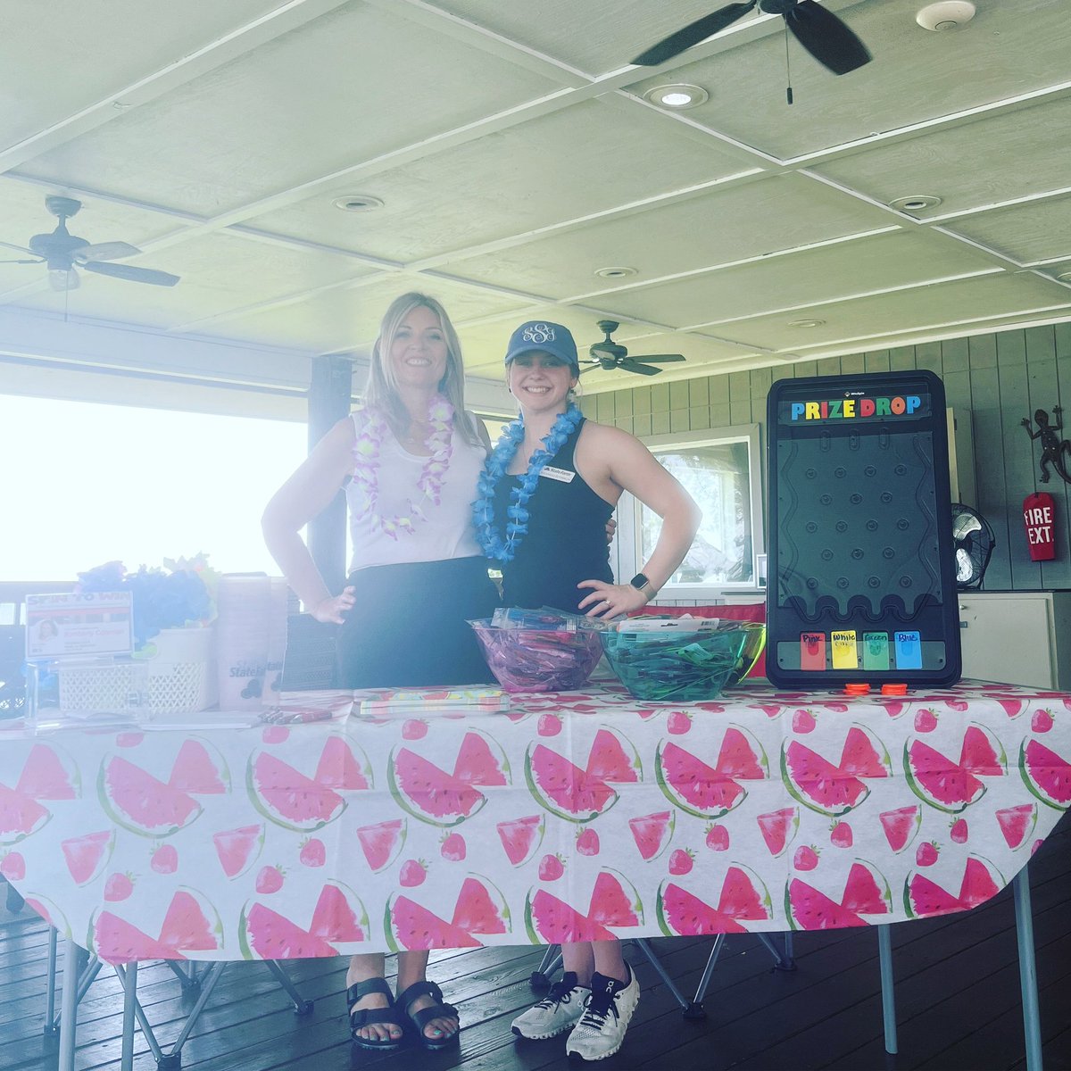 kmg53086's tweet image. Were feeling thankful for Grandview Apartments for letting us host this incredible pool party! Let&apos;s give them a big round of applause for their amazing hospitality. Check out the pics and see what a great time we all had #thankyouGrandviewApartments #poolpartyfun #summervibes 🏊