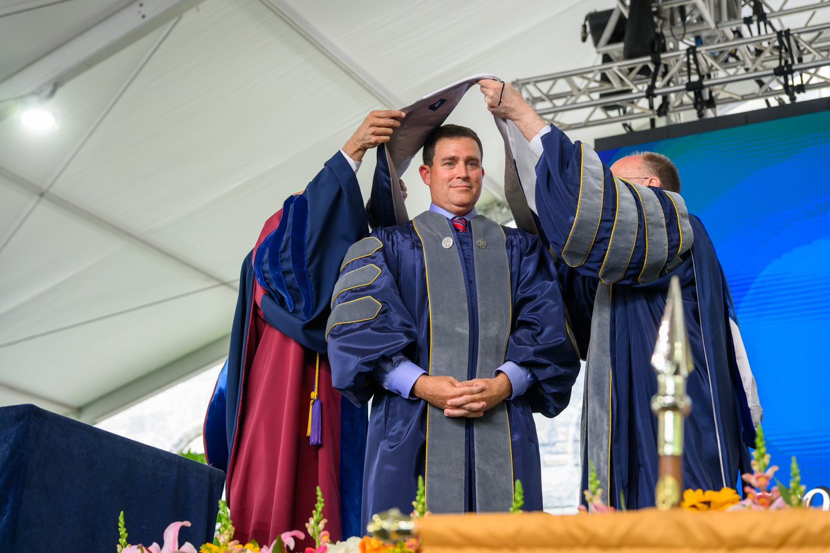 GUHoyasMSoccer's tweet photo. The world needs the 3 H’s: Humanity, Horseshoes and Hoyas, what an incredible commencement speech today highlighting one of our best in Luis Mendez. 

Congrats to @dhelfrich21 on the honorary degree, but do we need to call you Dr. Helfrich on air? 🎤 

#HoyaSaxa https://t.co/15YyKQlTEb