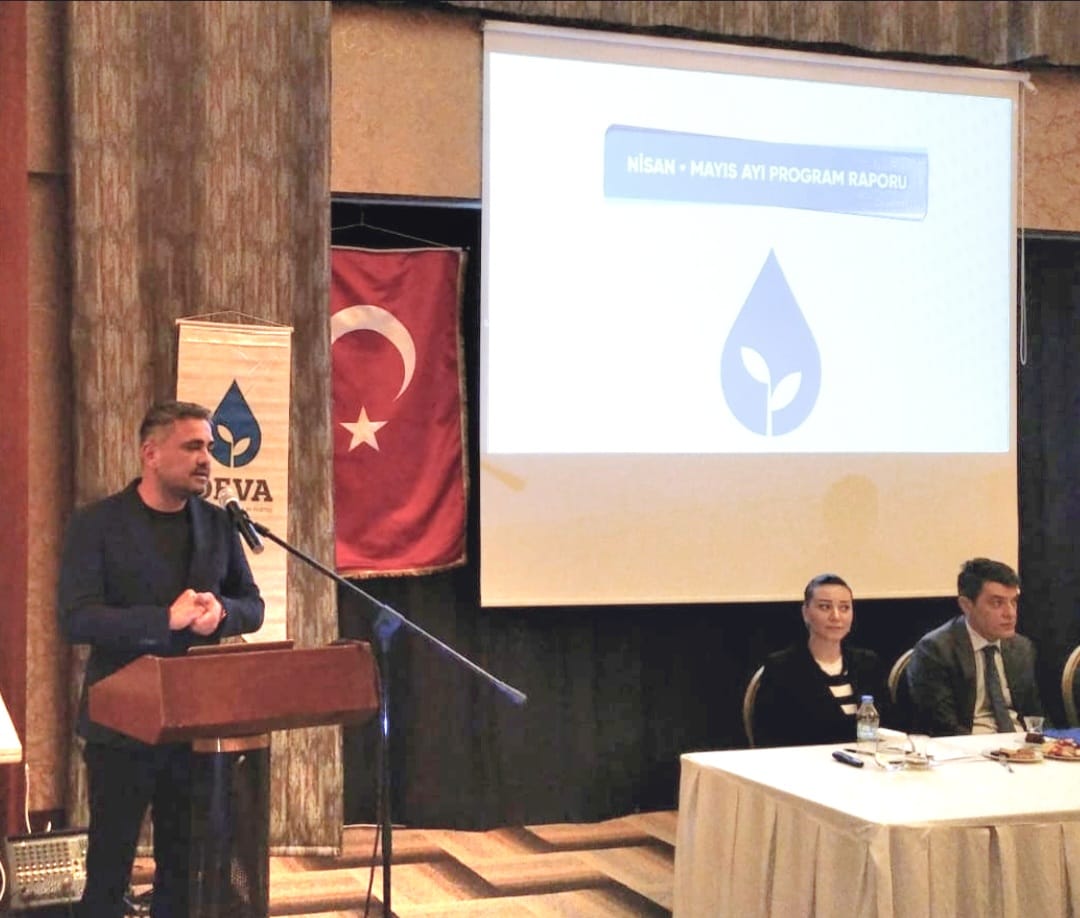 İl Başkanlığımızın düzenlemiş olduğu 28 Mayıs 2. Tur seçimleri öncesi değerlendirme ve istişare toplantısına İlçe Başkanı Ersen Bilir ve ilçe yöneticilerimiz katılım sağladı.

@kocaeliyedeva
<a href="/STasveren/">Semih Taşveren</a>  
<a href="/ersenbilir/">Ersen Bilir</a> 
<a href="/sadun/">mazen</a>

#devahazır #kararver #gölcük #kocaeli