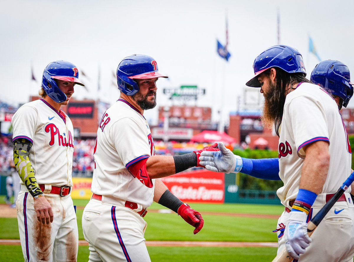 Lindsay Loves Rhys On Twitter WTF DID I COME BACK TO lindsay-loves-rhys-on-twitter-wtf-did-i-come-back-to