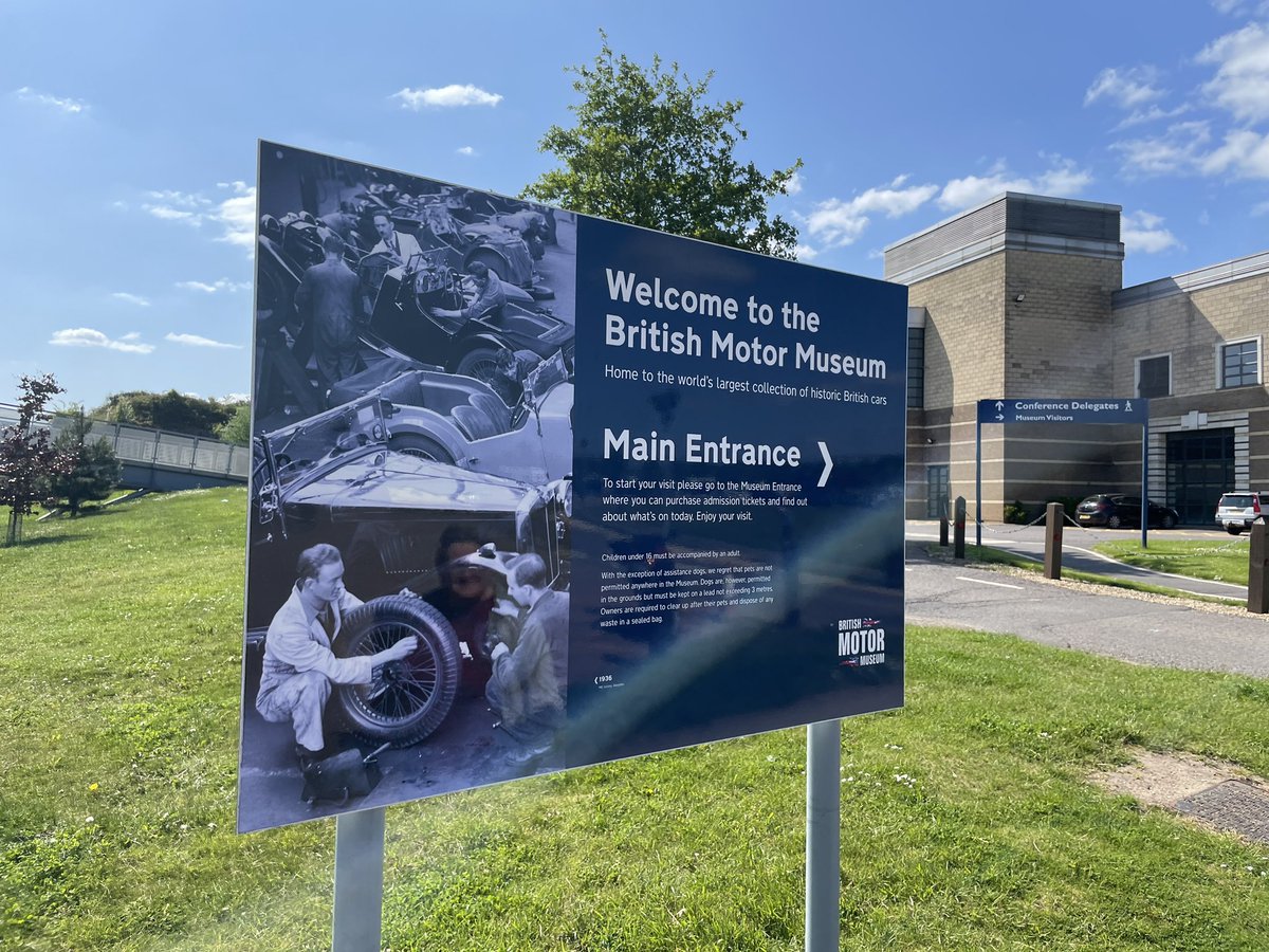 Stopped off on the at the UK slot car festival on the way home today - picked up lotus - <a href="/JimClarkTrust/">The Jim Clark Trust.</a> <a href="/Scalextric/">Scalextric</a> trying to race a car on a bike hill climb