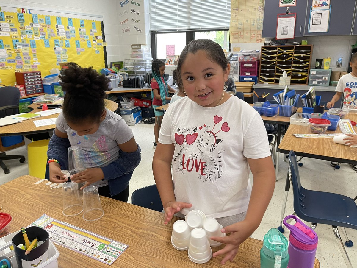 Mrs. Parker's swans tweet media