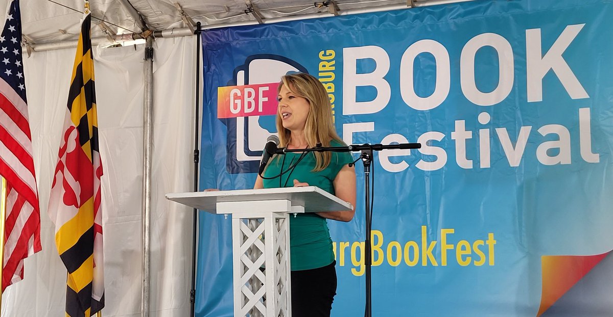 CherylKagan's tweet photo. @AlexndraRobbins shares stories from a year inside America's most vulnerable, important profession-- teachers! @MCPS #helicopter #COVID #budget #pregnant #grades #disrespect #martyr #mentalhealth #smallerclasses #higherpay @GburgBookFest #GBF @mdartscouncil @creativemoco https://t.co/aaDeZZVmJJ