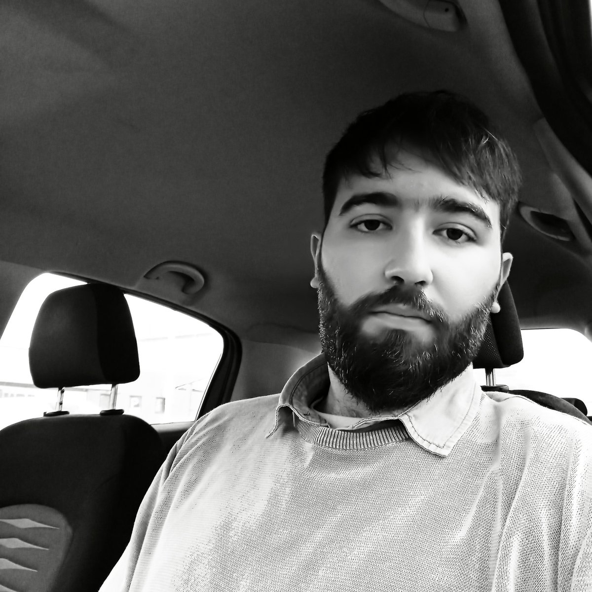 andresavo95's tweet photo. #NewProfilePic https://t.co/Qq2jKZPFCM