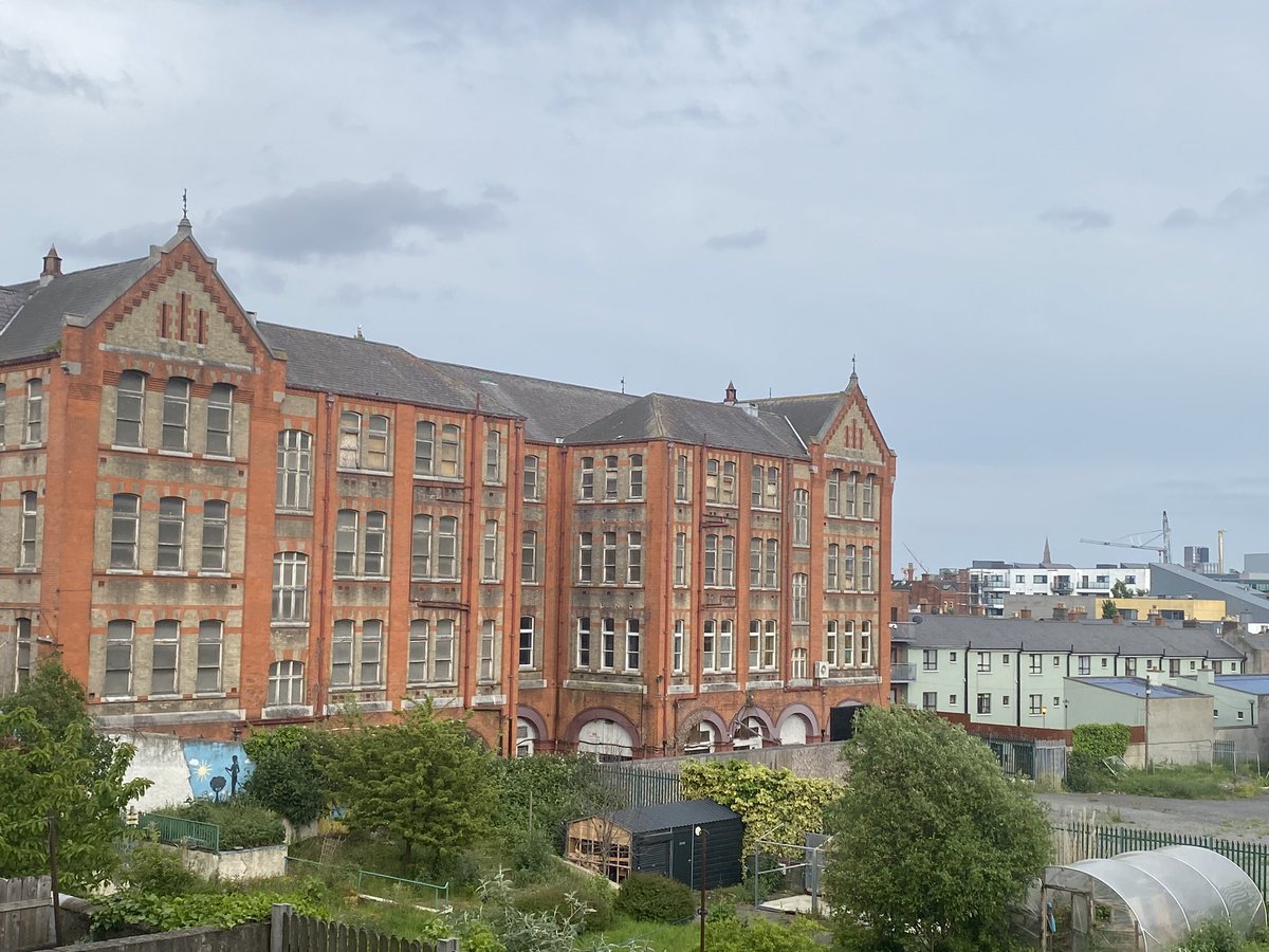 LifeTenement's tweet photo. Rutland Street School, Dublin. Opened, 1910, dubbed, “The Redbrick Slaughterhouse” I recorded many stories about this school. The savage beatings drove hundreds of children to stay away from school, many ended up in, (Ireland’s Gulags) Industrial Schools. Photo 2. School 1920sh https://t.co/KwgCbRTSMn