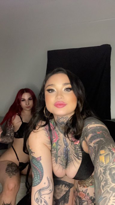 Women of your dreams <3 #onlyfans https://t.co/C2fef6LUPp