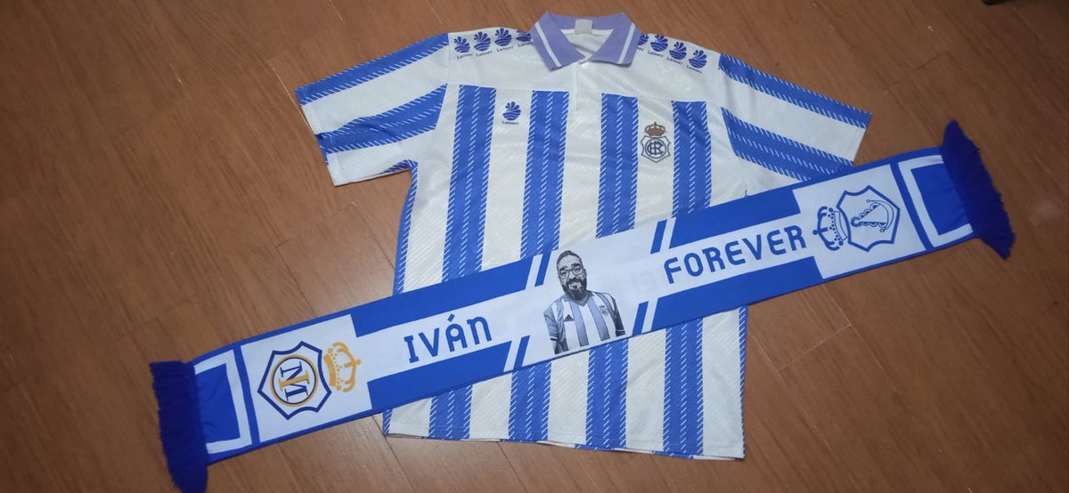 ejcalero74's tweet photo. Mañana juegas de nuevo, Laisser de las grandes ocasiones. 💙🤍💙
La última vez compartimos grada en Miranda con Iván y mañana lo volveremos a sentir presente. #IvanForever #RecreForever https://t.co/2MW446KP0t