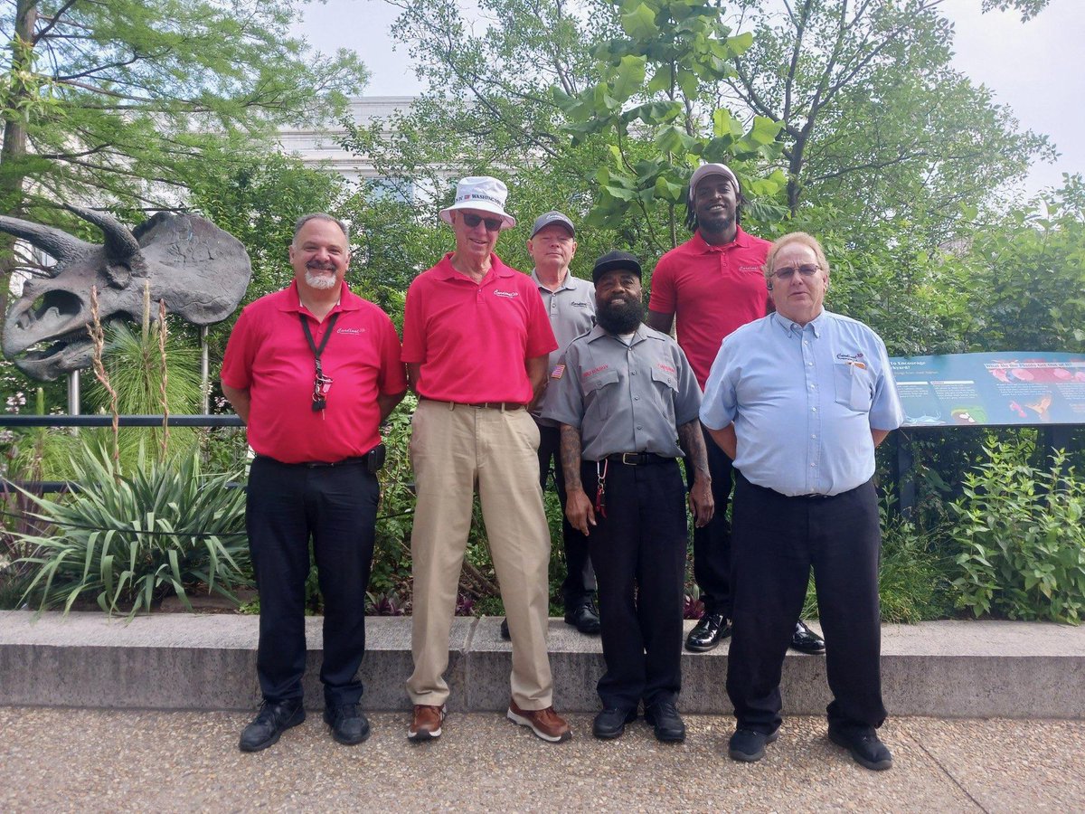 CardinalTrans's tweet photo. More Washington, D.C adventures for Cardinal!
https://t.co/4GWPQdWNQv
#tourist #Travel #Team #studenttravel #washingtondc #DC #CardinalTrans #GoIMG #ABA #UMA https://t.co/oUOpHm0wXL