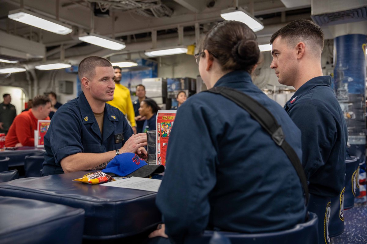 US7thFleet's tweet photo. Sailors participate in a mentorship event led by the Coalition of Sailors Against Destructive Decisions (CSADD) aboard amphibious assault ship @USSMakinIsland (LHD 8 ).

#7thFleetBestFleet | #Teamwork | #CSADD https://t.co/G9qSprXjA8