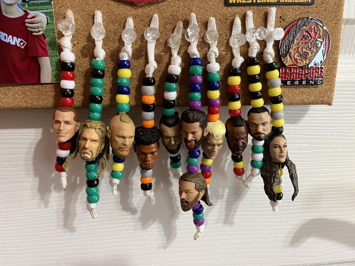 Jonathan_Mayer's tweet photo. I’m having fun making these keychain/bookbag danglers. I’m digging the colors I went with for Eddie Kingston. https://t.co/9whGYHCGGr