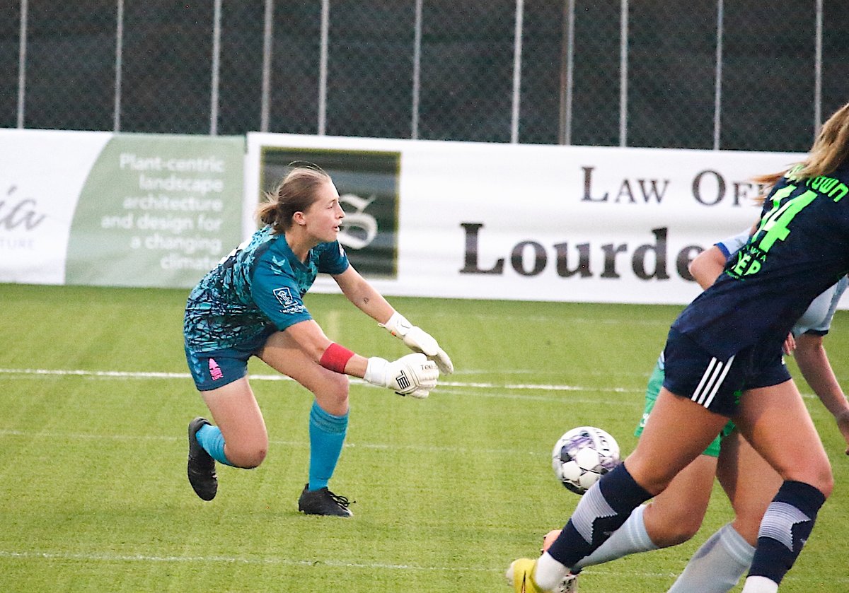 LaneUnitedFC's tweet photo. 🗣️ Riddel: “I Thought we put up a Good Fight”

Post-game thoughts from GK @LivRiddel, head coach Jurgen Ruckaberle, and goal-scorer Sela Freeman: 

📝https://t.co/WbD6bCKID8 https://t.co/TDJ4CMSpCL