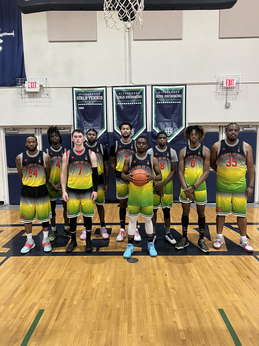 Pre-game photo <a href="/ECBLhoops/">ECBL 🏀</a>