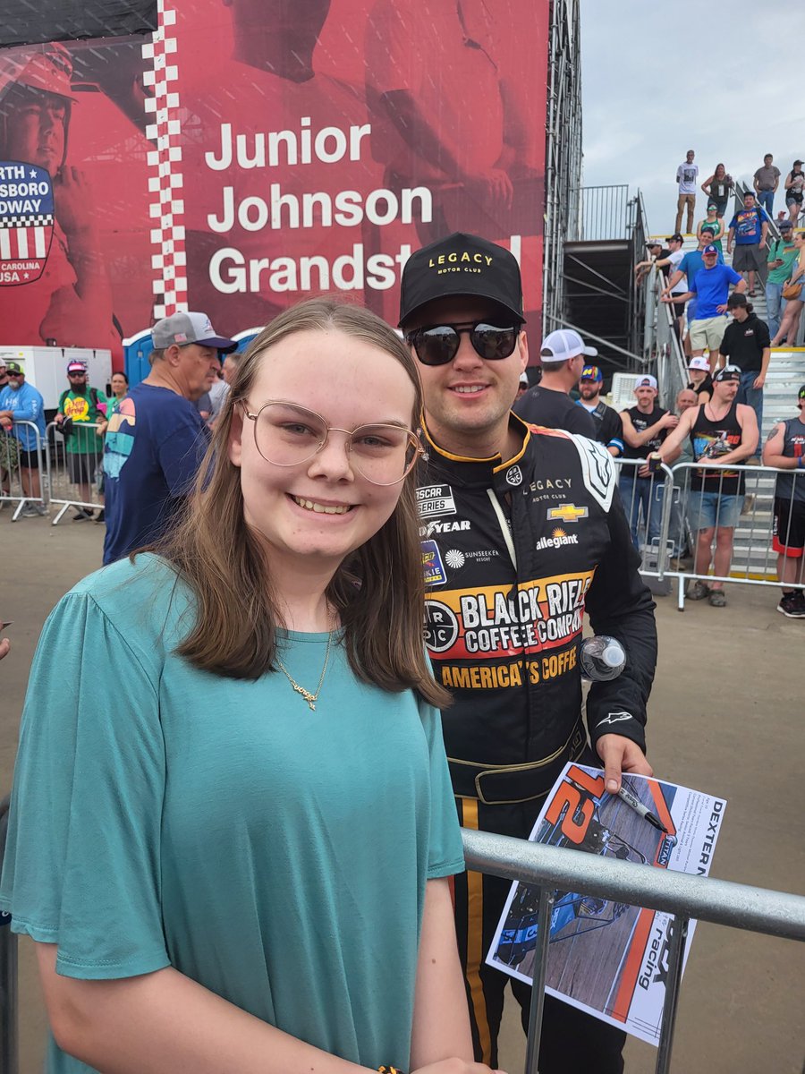side_draft's tweet photo. Her day is officially made! @NoahGragson @LegacyMotorclub https://t.co/j8tHaW1BlG