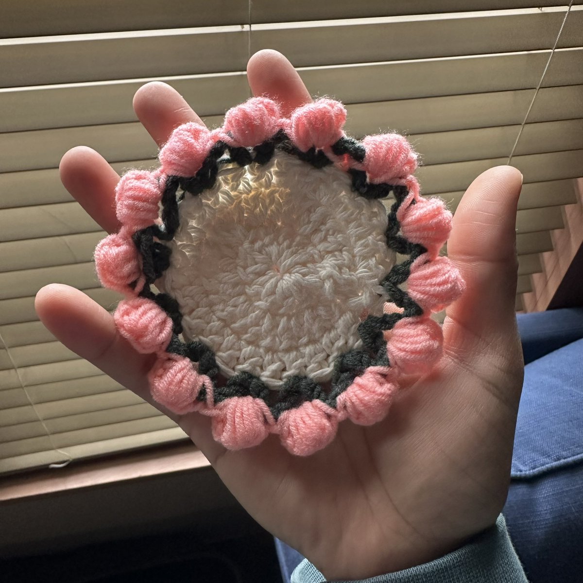 _softstarsart's tweet photo. and this is what i finished last night !! https://t.co/52cZIX18I5