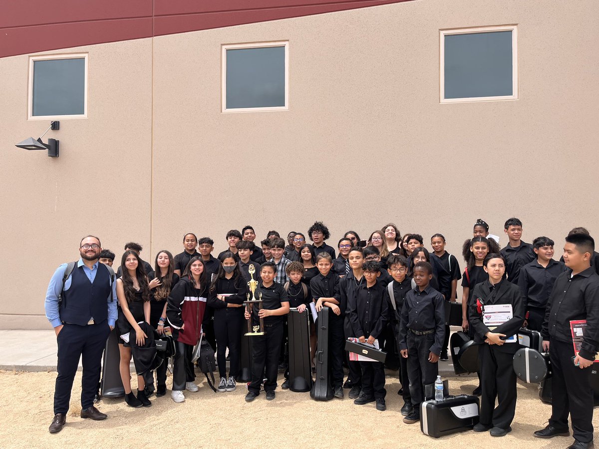 AMS Band tweet media