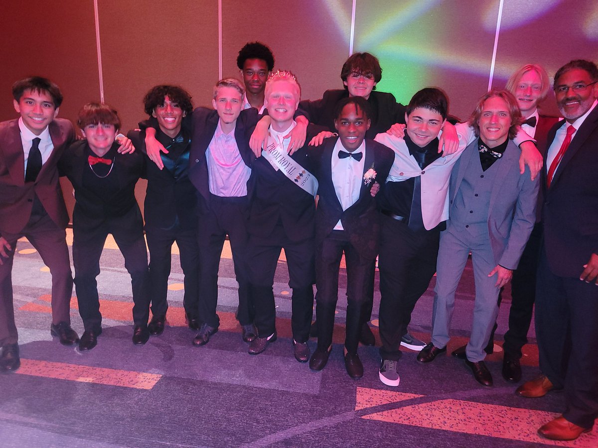 KempsHSsoccer's tweet photo. There's nothing like Prom night night for the Kempsville Soccer. https://t.co/LW4HG59kyI