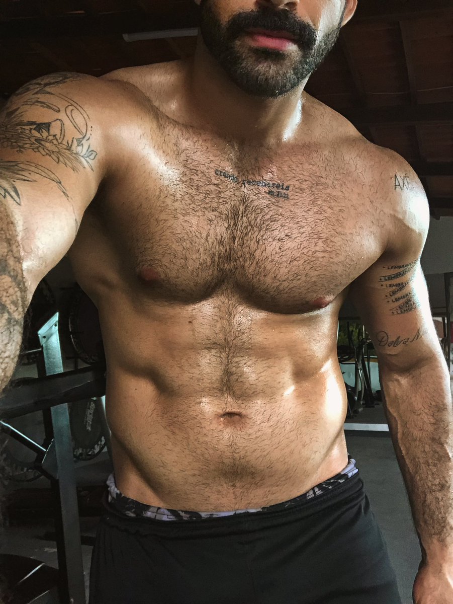 ccarlosjjr's tweet photo. Treinei, gostaram? https://t.co/AywtzBU44u