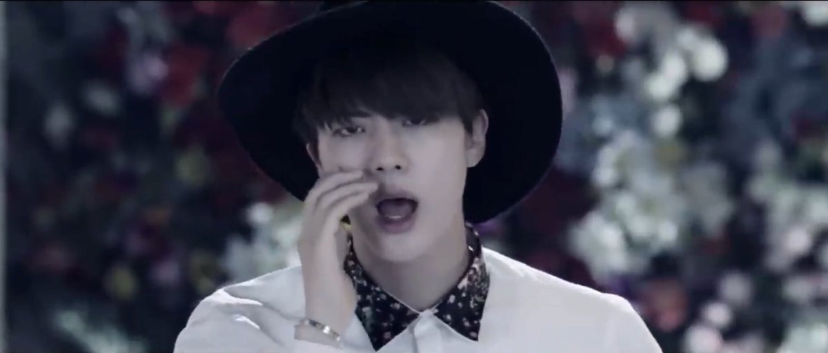Maria_26596243's tweet photo. Your last Jin photo you have saved…💖 https://t.co/gpehi3XqdX