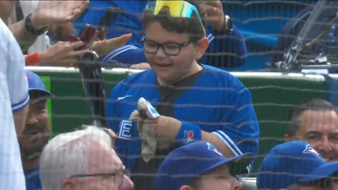 Toronto Blue Jays on Twitter "The young fan's "I beat cancer" sign
