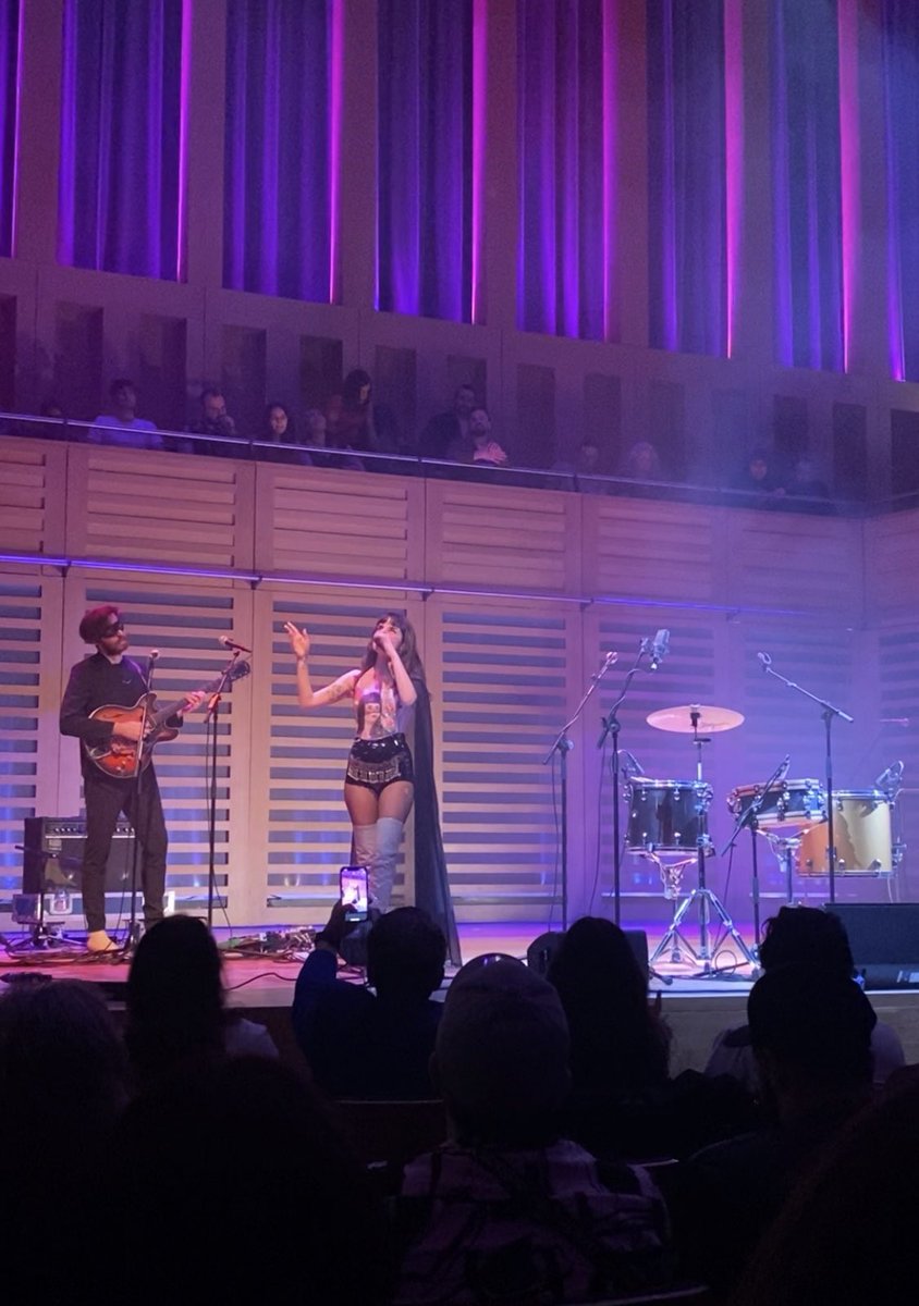 What a performance! 🙌Thanks a lot for the amazing show, Queen and spreading positivity, I believe er ya da gec her sey cok guzel olacak... 🫶🤘🙏<a href="/GayeSuAkyol/">Gaye Su Akyol</a>