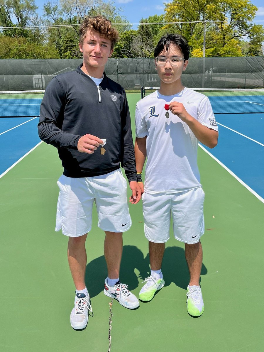 Lemont Tennis returns to the IHSA State Tournament with not one, but two singles players! Congratulations and best of luck! #WeAreLemont