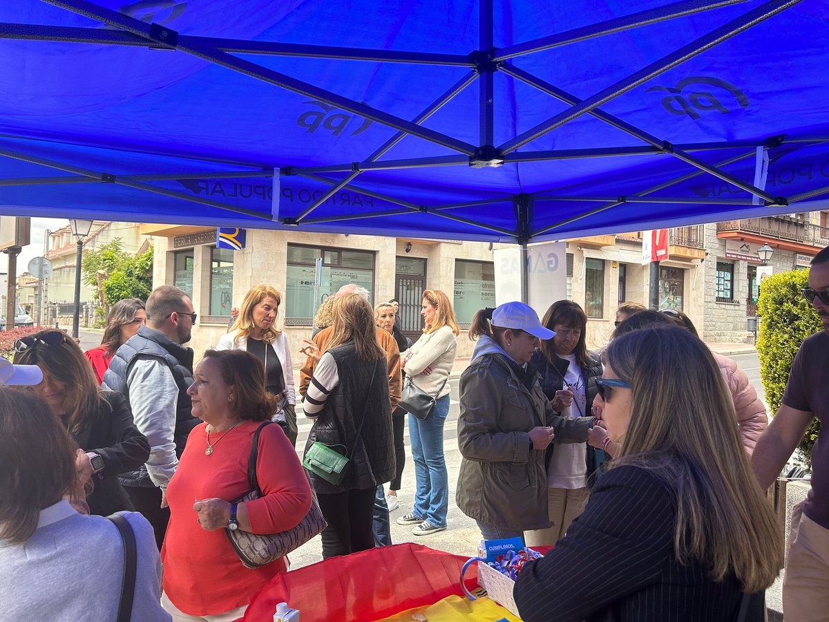 Jose Luis (@jlm_becerril) on Twitter photo Muchas gracias por la compañía en la mesa informativa de Becerril de la Sierra de Marta Marbán y Pilar Jimeno
<a href="/marbandefrutos/">Marta Marbán</a>
<a href="/AlcaldeJimeno/">Pilar Jimeno Alcalde</a> <a href="/PP_Becerril/">Populares Becerril</a>
<a href="/ppmadrid/">PP Comunidad de Madrid</a> Muchas gracias por la compañía en la mesa informativa de Becerril de la Sierra de Marta Marbán y Pilar Jimeno
<a href="/marbandefrutos/">Marta Marbán</a>
<a href="/AlcaldeJimeno/">Pilar Jimeno Alcalde</a> <a href="/PP_Becerril/">Populares Becerril</a>
<a href="/ppmadrid/">PP Comunidad de Madrid</a>
