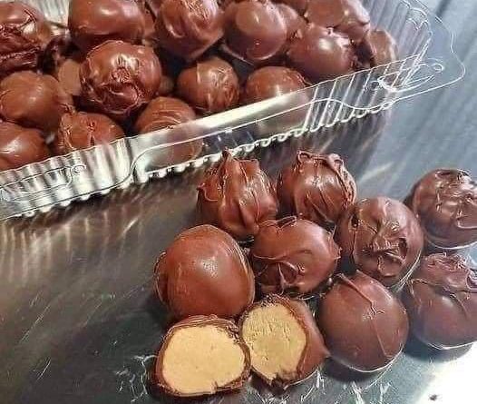 healtA42139993's tweet photo. Keto Peanut Butter Balls

https://t.co/HF5MiaddAs

Very good recipes

#Keto #Peanut #ButterBalls https://t.co/VumxssXCoH