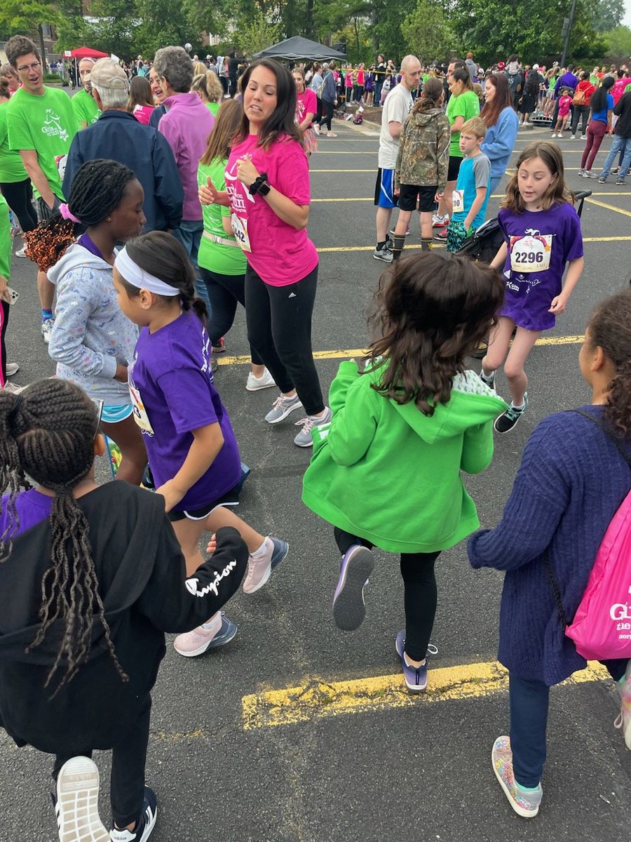 Cara Mayberry tweet media