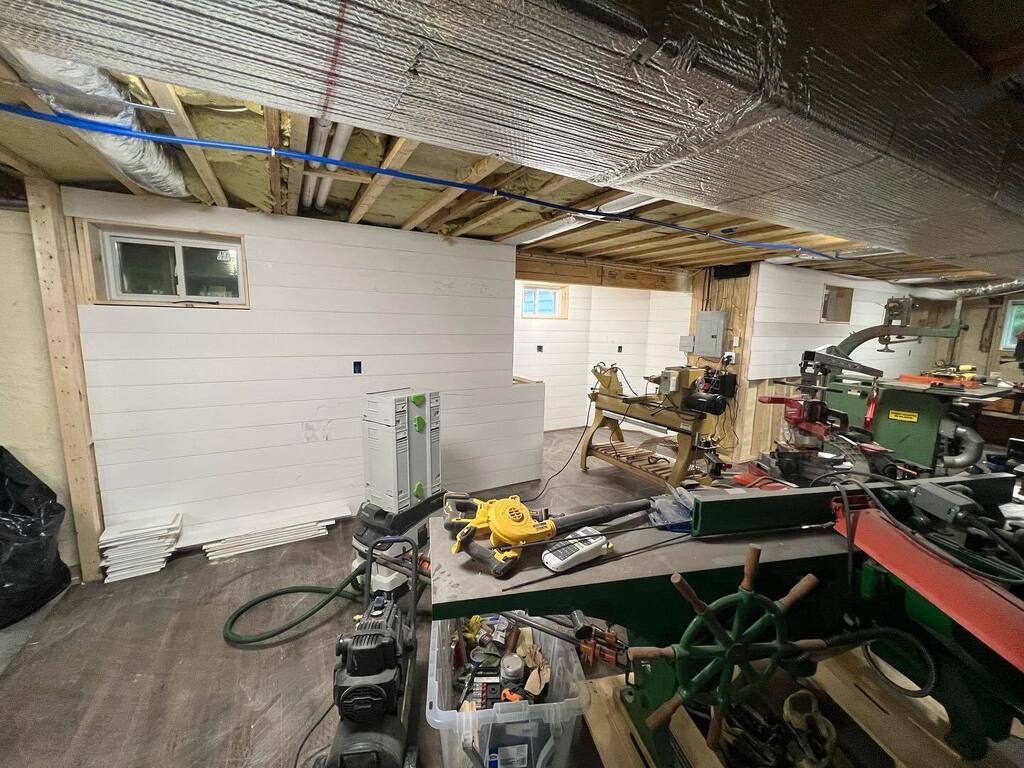 So exciting!!!!!!!! Thanks to Nick Reilly from Reilly Bros Comstruction! #workshop instagr.am/p/CseshY1AIu9/