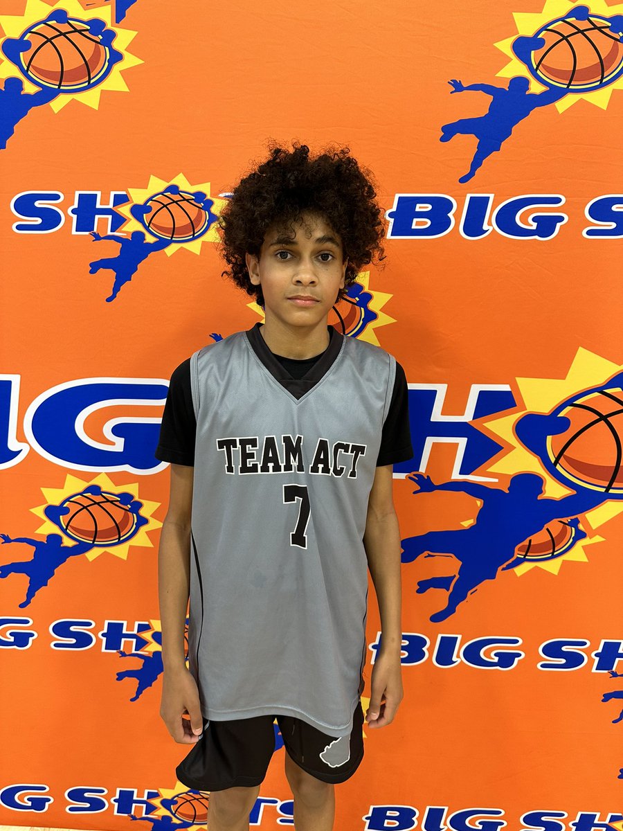 BIG SH🏀TS tweet media