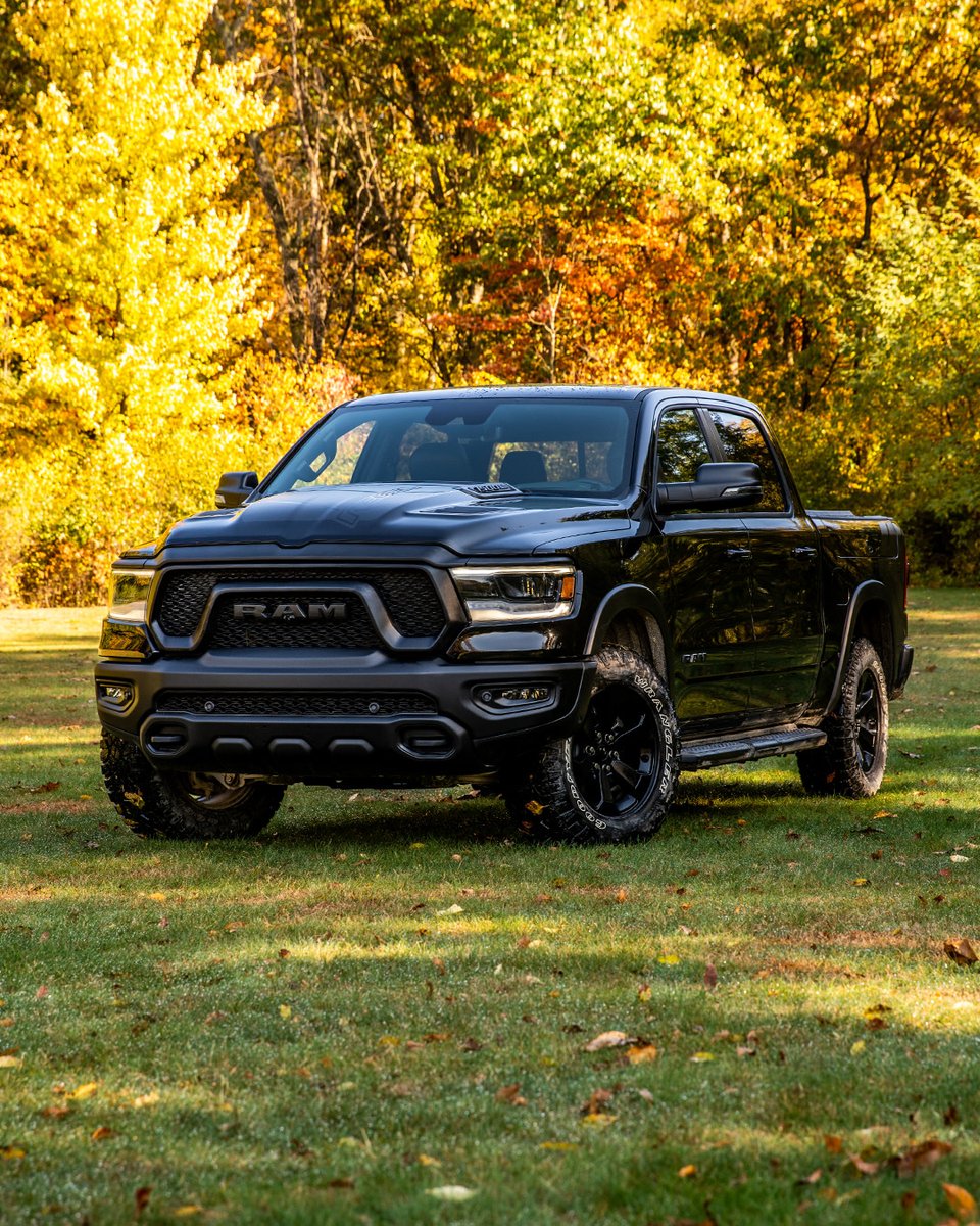RamTrucksPR's tweet image. En tu #RamRebel la recompensa SIEMPRE será inmensa. 🌅