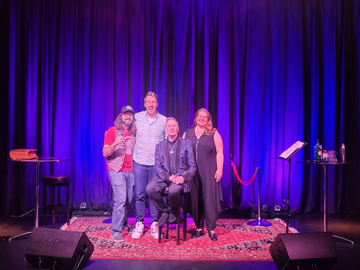 danroulette's tweet photo. What a week! Buddy Cole with standing ovations every night. KING is an amazing show that I cannot recommend enough. Hanging with @ScottThompson_ and talking about everything under the sun has been a career highlight. https://t.co/r1PWHkUad2