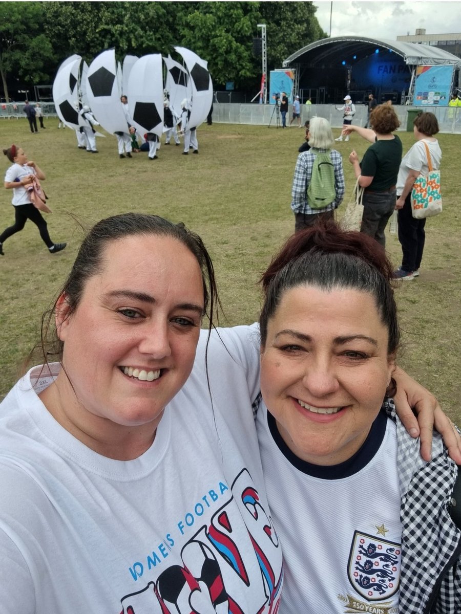 I dont know what I would have done without this one! 
<a href="/suzanneowen991/">Suzanne Owen</a> Thank you for everything you've done for me over the past 4 weeks. Honestly been you've been here for me daily, even done my washing! I love you lots, I owe you big time!