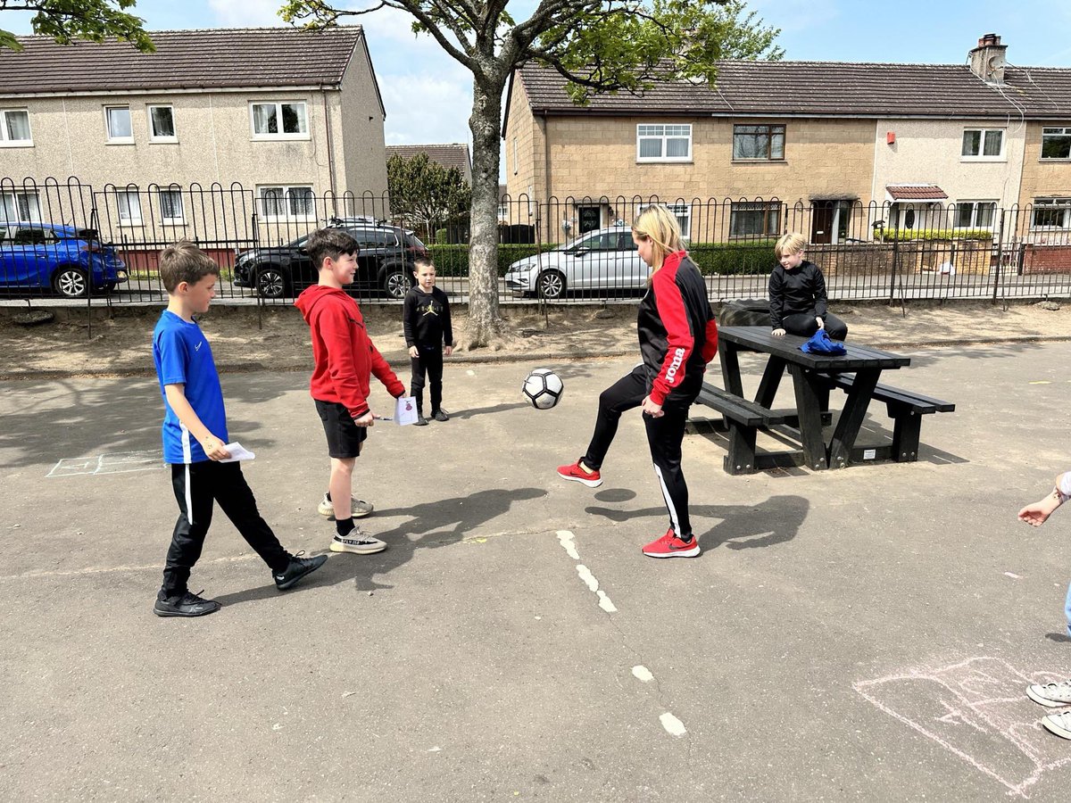 To end Health Week, we had a Deaf Awareness talk from Mrs Mullin (Sensory Support Team), fun playing Crazy Catch and a visit from Amanda Panda and Ceara Macintyre SMFC. What a fantastic week we’ve had!