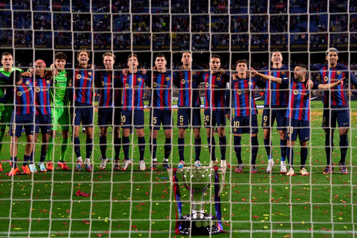 fcbonaa's tweet photo. ser del barça és el millor que hi ha https://t.co/RJgoiX9VUi
