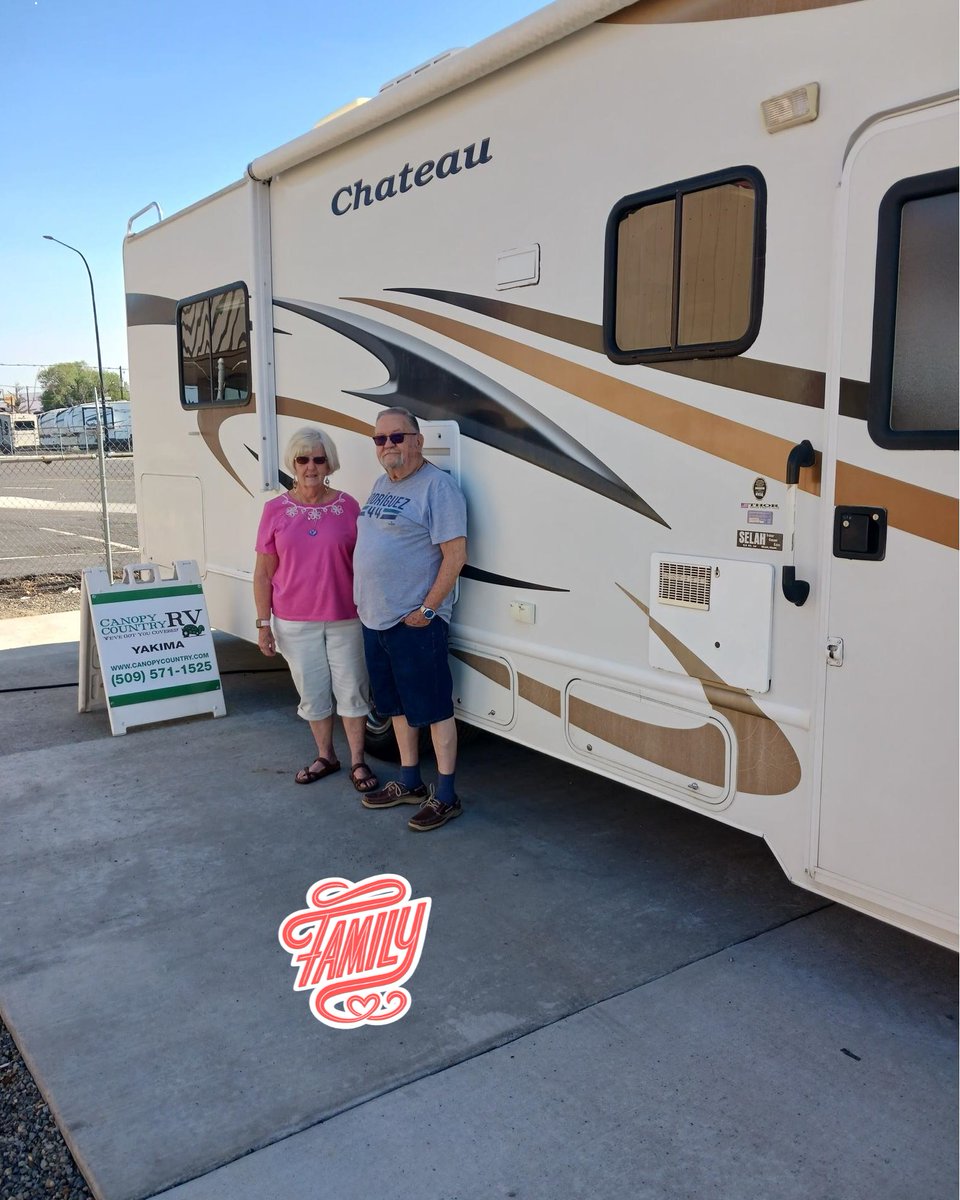 Jack & Sue are repeat customers. This is the 5th RV that they have purchased from CCRV! Jack & Sue are both retired career U.S. Army Veterans. Thank you, Capt Sue & Sgt Jack for your service in the military. #canopycountryrvfamily #GoRVing #RVLife🙏