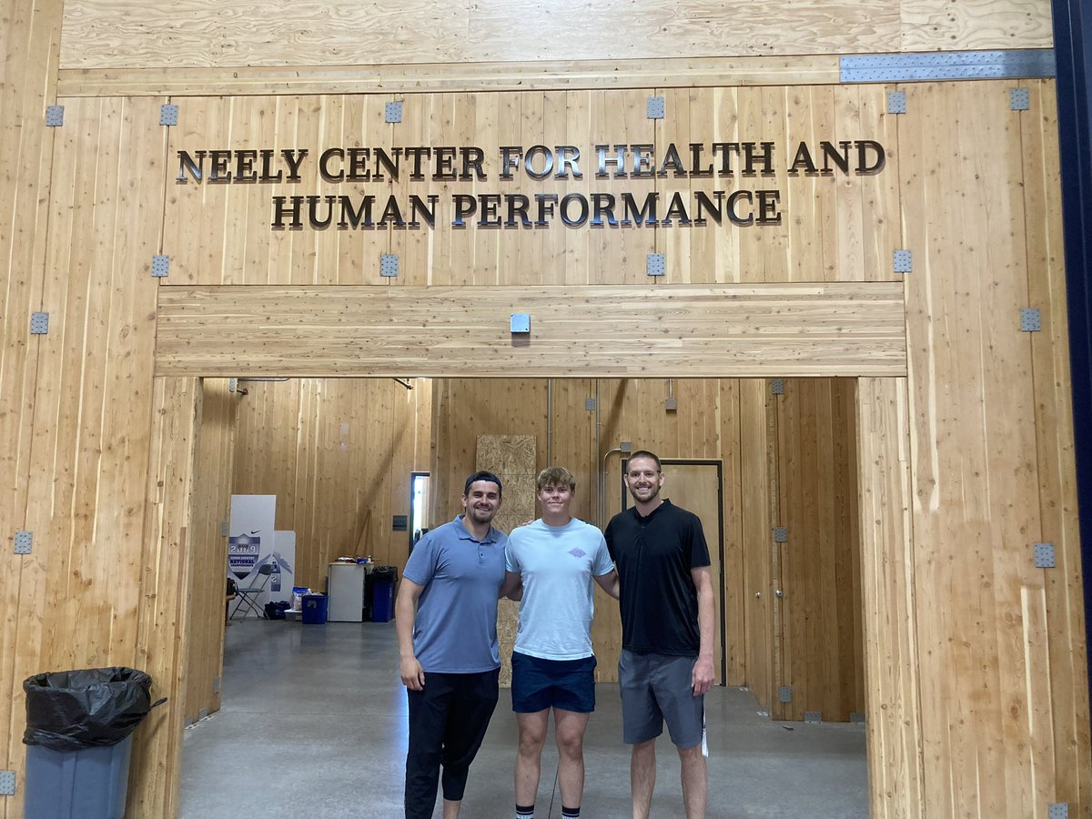 Preston Chamberlin (@prestonc_61_) on Twitter photo After a great weekend at Eastern Oregon University I’m extremely blessed to say I have received an athletic scholarship to play football at Eastern Oregon University! Big thanks to <a href="/CoachTaylorEOU/">Coach Solo Taylor</a> <a href="/coachabrown1/">Austin Brown</a> <a href="/EouFootball/">EOU Football</a> After a great weekend at Eastern Oregon University I’m extremely blessed to say I have received an athletic scholarship to play football at Eastern Oregon University! Big thanks to <a href="/CoachTaylorEOU/">Coach Solo Taylor</a> <a href="/coachabrown1/">Austin Brown</a> <a href="/EouFootball/">EOU Football</a>