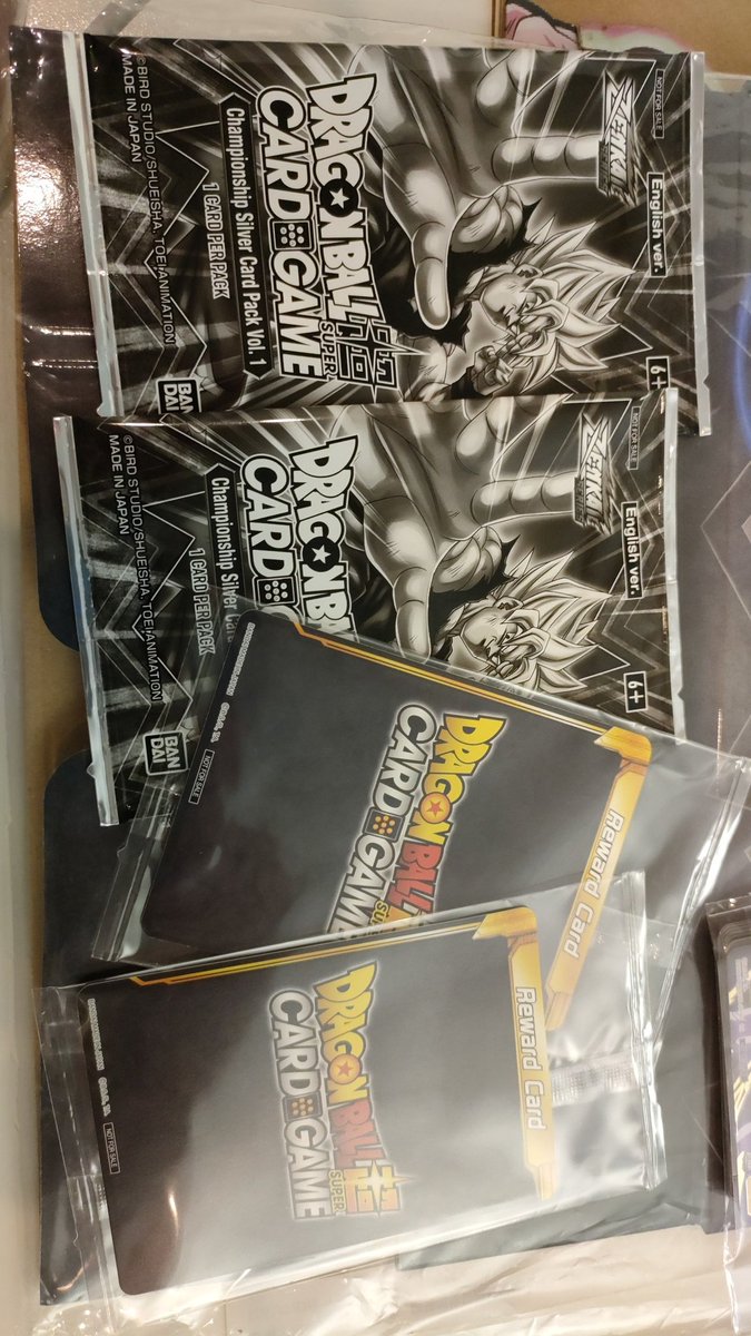 dbs_tcg's tweet photo. Para ir enseñando cositas!! Para el directo de mañana abriremos todas estas cositas para que las veáis! Hablaremos del torneo y sacaremos la rifa adelante y todas las demás cositas!

En la que ya podéis comprar vuestros números! Y ver los productos aquí! https://t.co/mEAcgAgg2y https://t.co/n2VV94UzbH