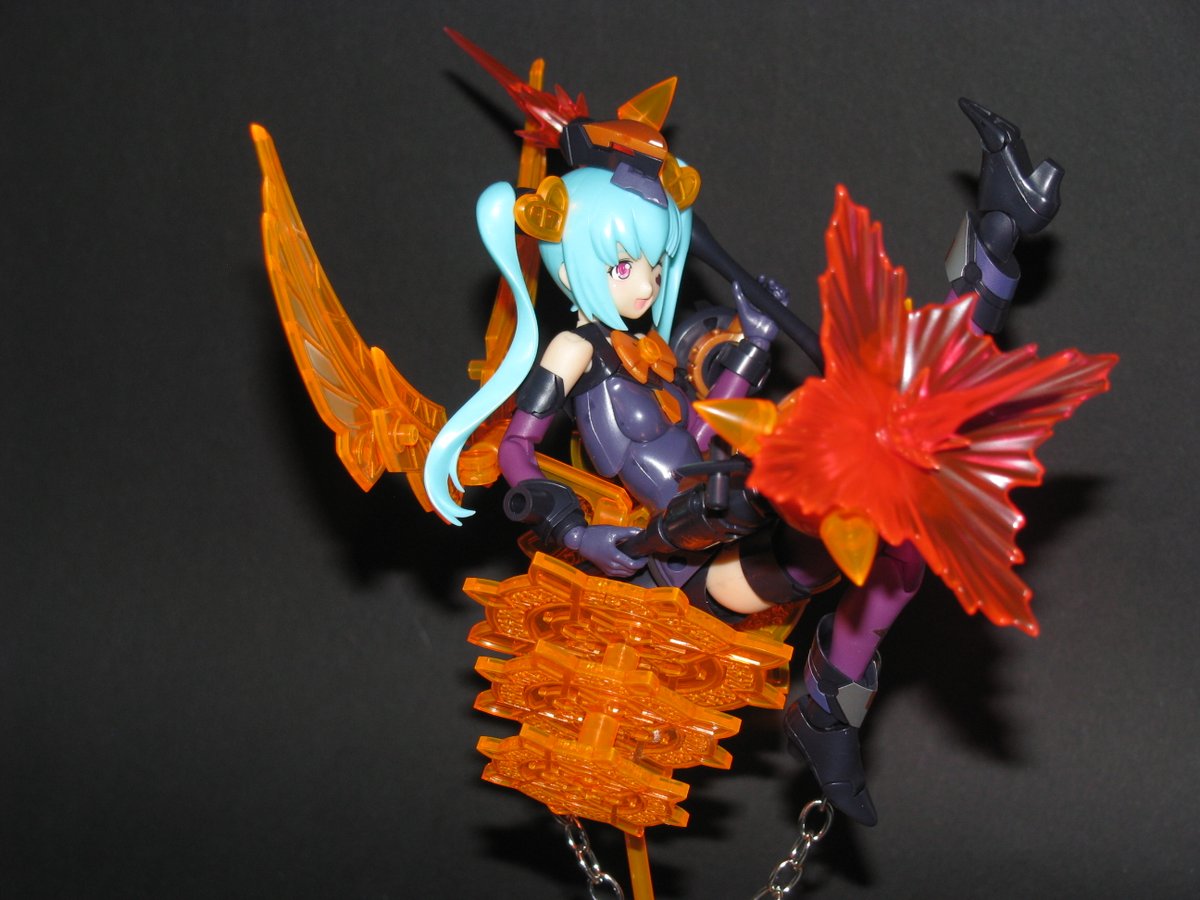 LittleMecha's tweet photo. Megami Device - Chaos & Pretty Magical Girl Darkness
#megamidevice #kotobukiya #plamo #magicalgirl #コトブキヤ #壽屋 #メガミデバイス #polishbuilder #plamo #plastickit #plasticmodel #plasticmodelkit #plasticmodelkits #modelkit #plamocommunity #plamobuilder https://t.co/c4SgFN1XoA