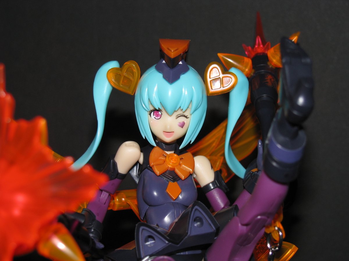 LittleMecha's tweet photo. Megami Device - Chaos & Pretty Magical Girl Darkness
#megamidevice #kotobukiya #plamo #magicalgirl #コトブキヤ #壽屋 #メガミデバイス #polishbuilder #plamo #plastickit #plasticmodel #plasticmodelkit #plasticmodelkits #modelkit #plamocommunity #plamobuilder https://t.co/c4SgFN1XoA